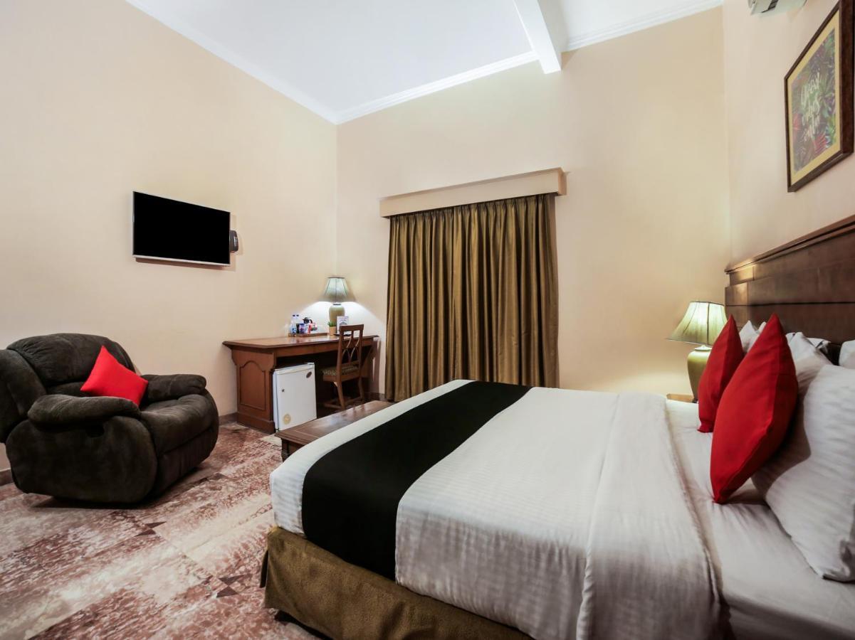 Capital O 10953 Dayal Lodge - A Boutique Hotel Agra  Dış mekan fotoğraf